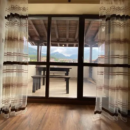 Апартамент Cozy With Fantastic View