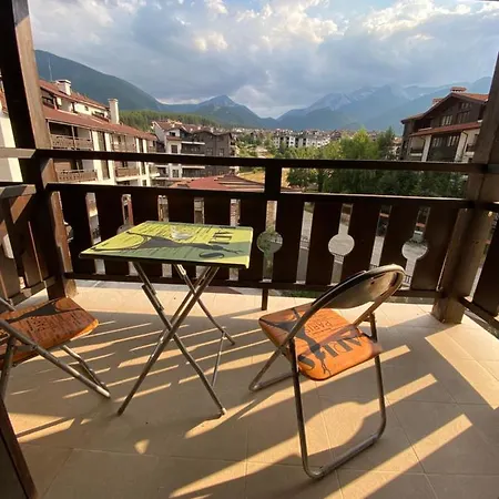 Апартамент Cozy With Fantastic View Банско